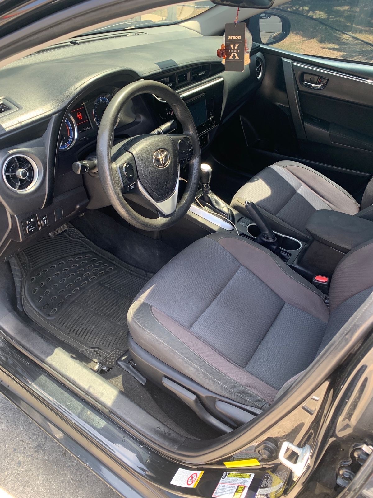 carros - Toyota Corolla le 2018 6