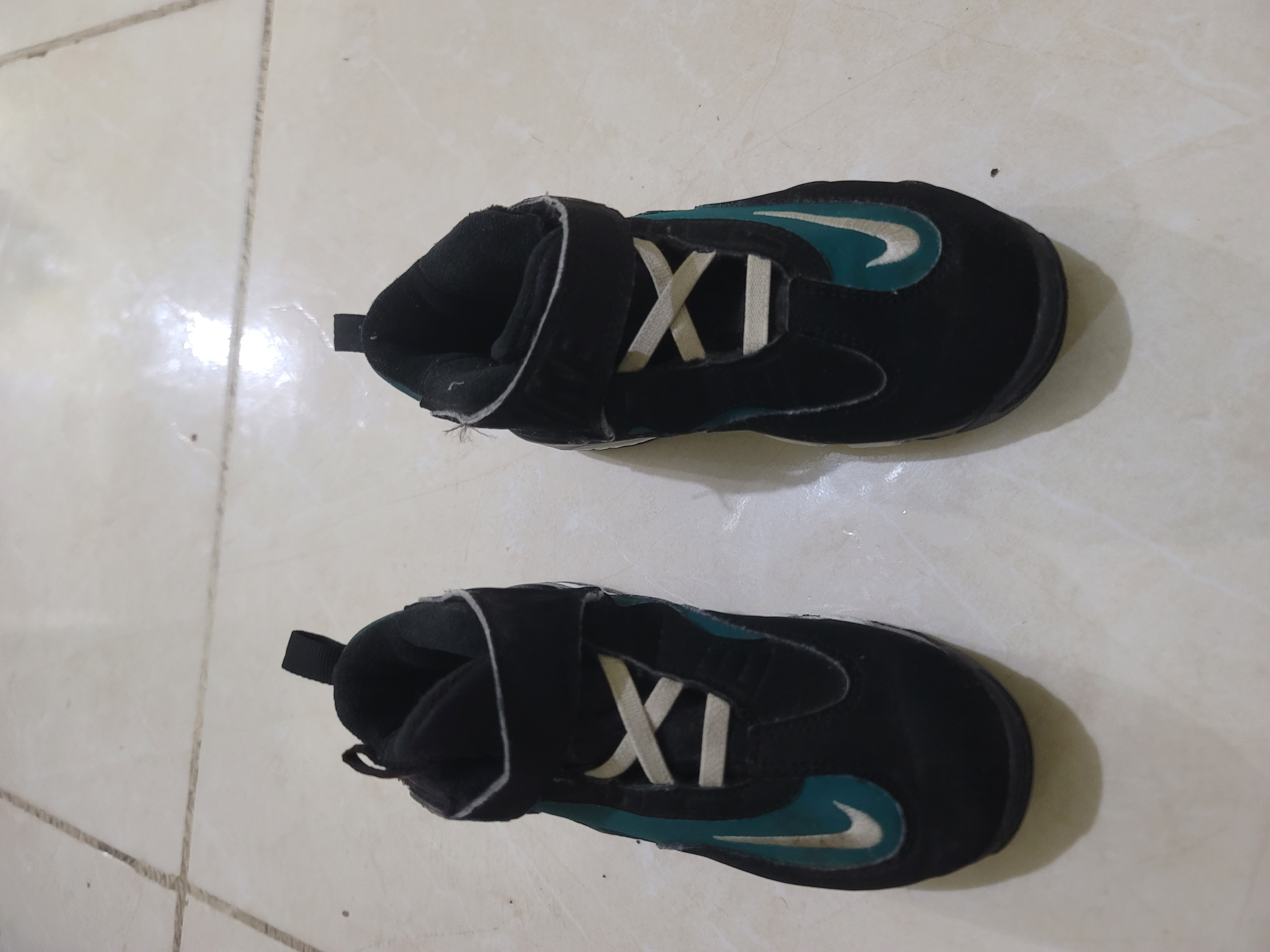 ropa y zapatos - Tenis de niños 