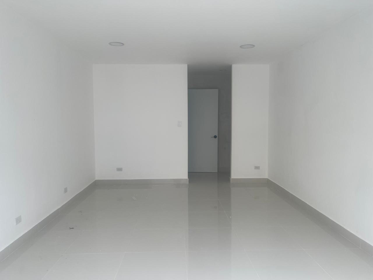 oficinas y locales comerciales - Alquiler local céntrico  5