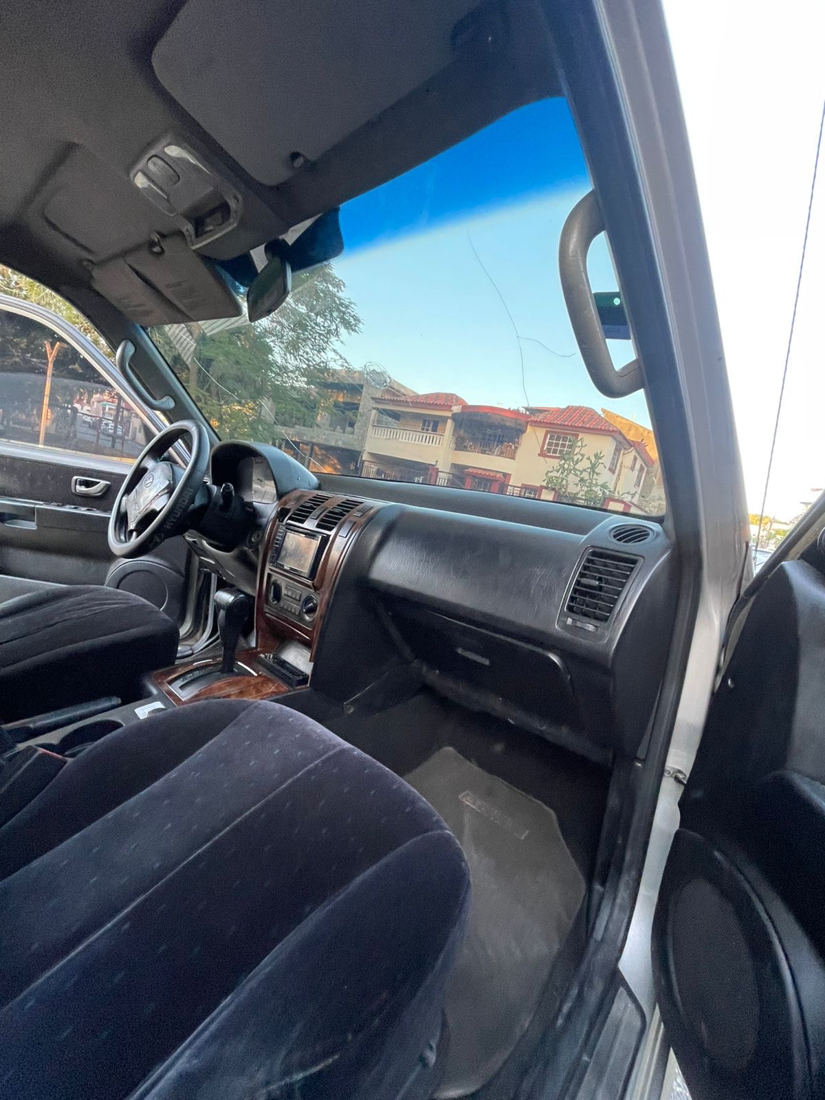 jeepetas y camionetas - Vendo hiwndai terracan buena condición  8