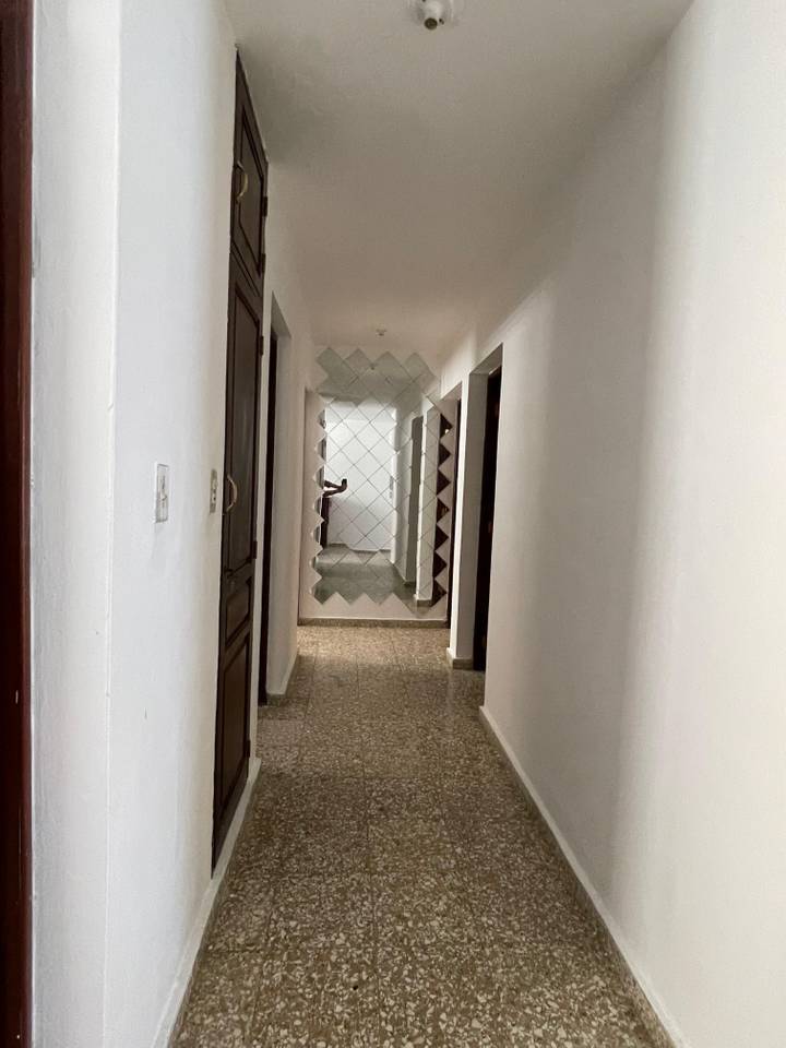 apartamentos - APARTAMENTO EN ALMA ROSA I, 2do nivel  céntrico 6