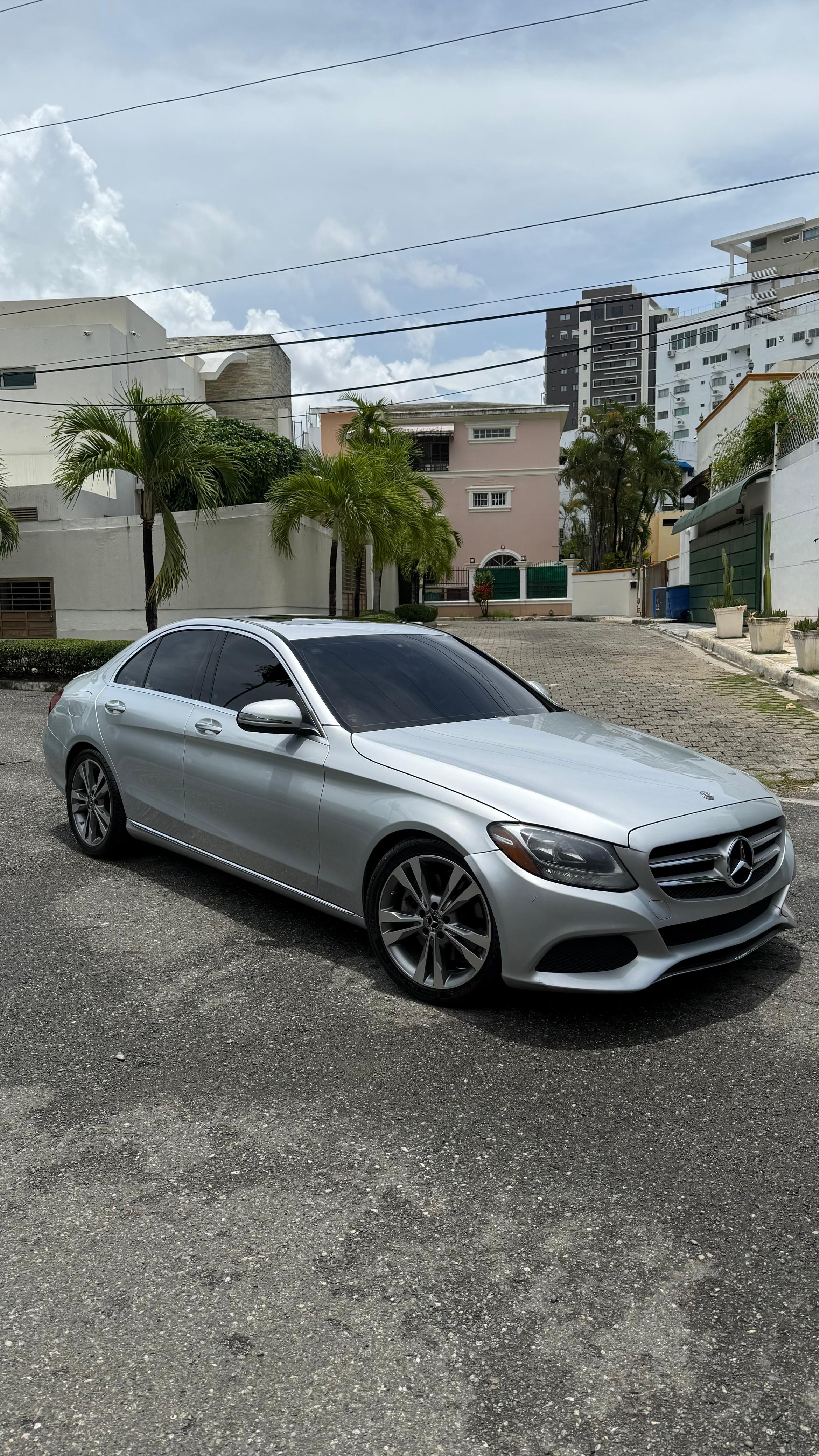 carros - MERCEDES C300 2018 CLEAN CARFAX 3