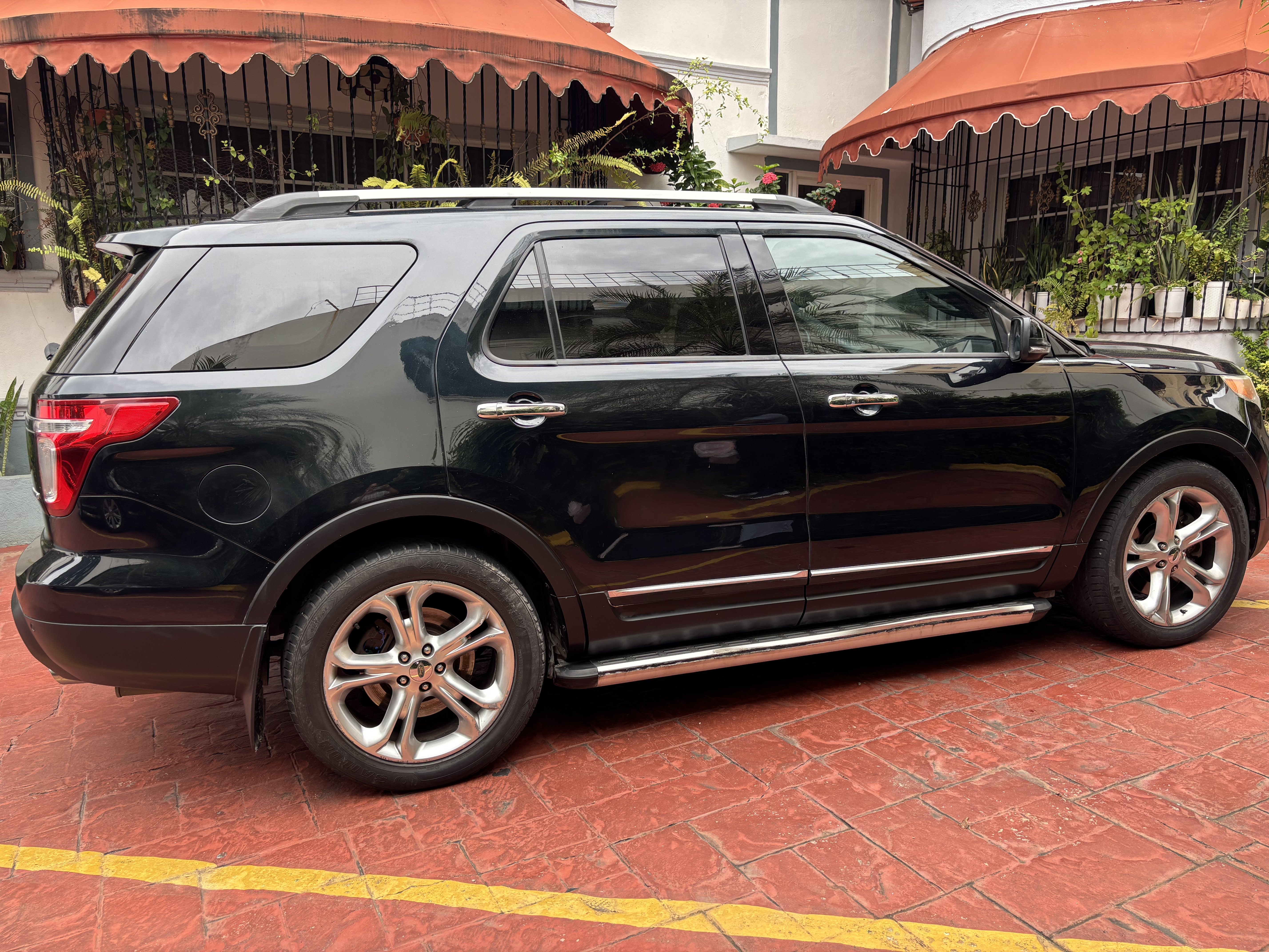 camiones y vehiculos pesados - VENTA: FORD EXPLORER 2014 XLT 1