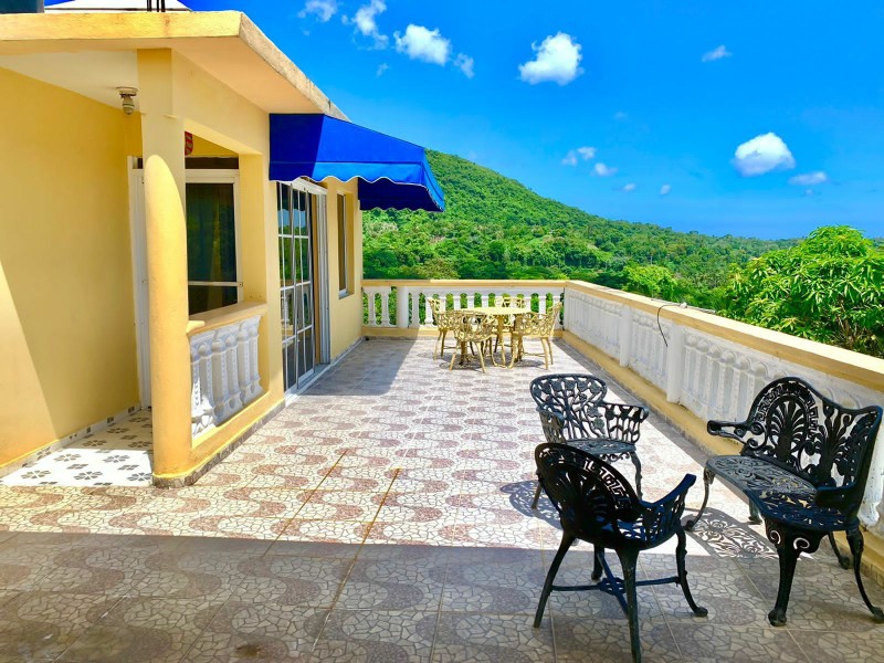 casas vacacionales y villas - Hermosa Villa amueblada en venta al lado de la toma San Cristóbal 3