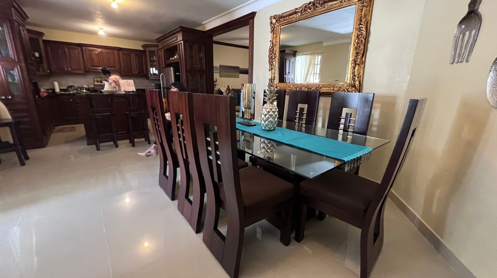 casas - Casa de dos niveles de venta residencial Cerrado 3