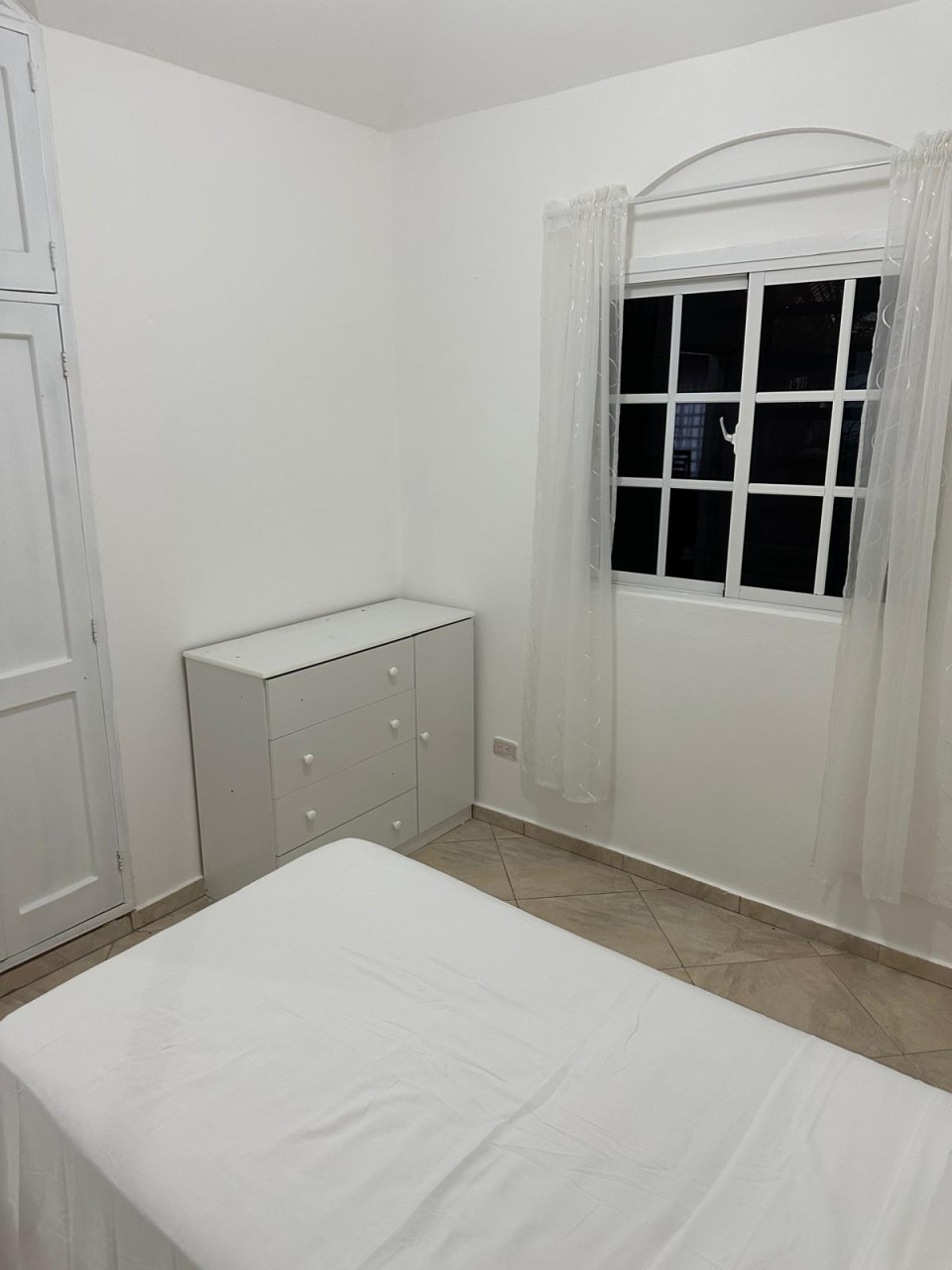 casas vacacionales y villas - Casa en Ubicación Privilegiada: A Pocos Minutos  5