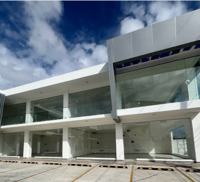 oficinas y locales comerciales - se alquila local  1