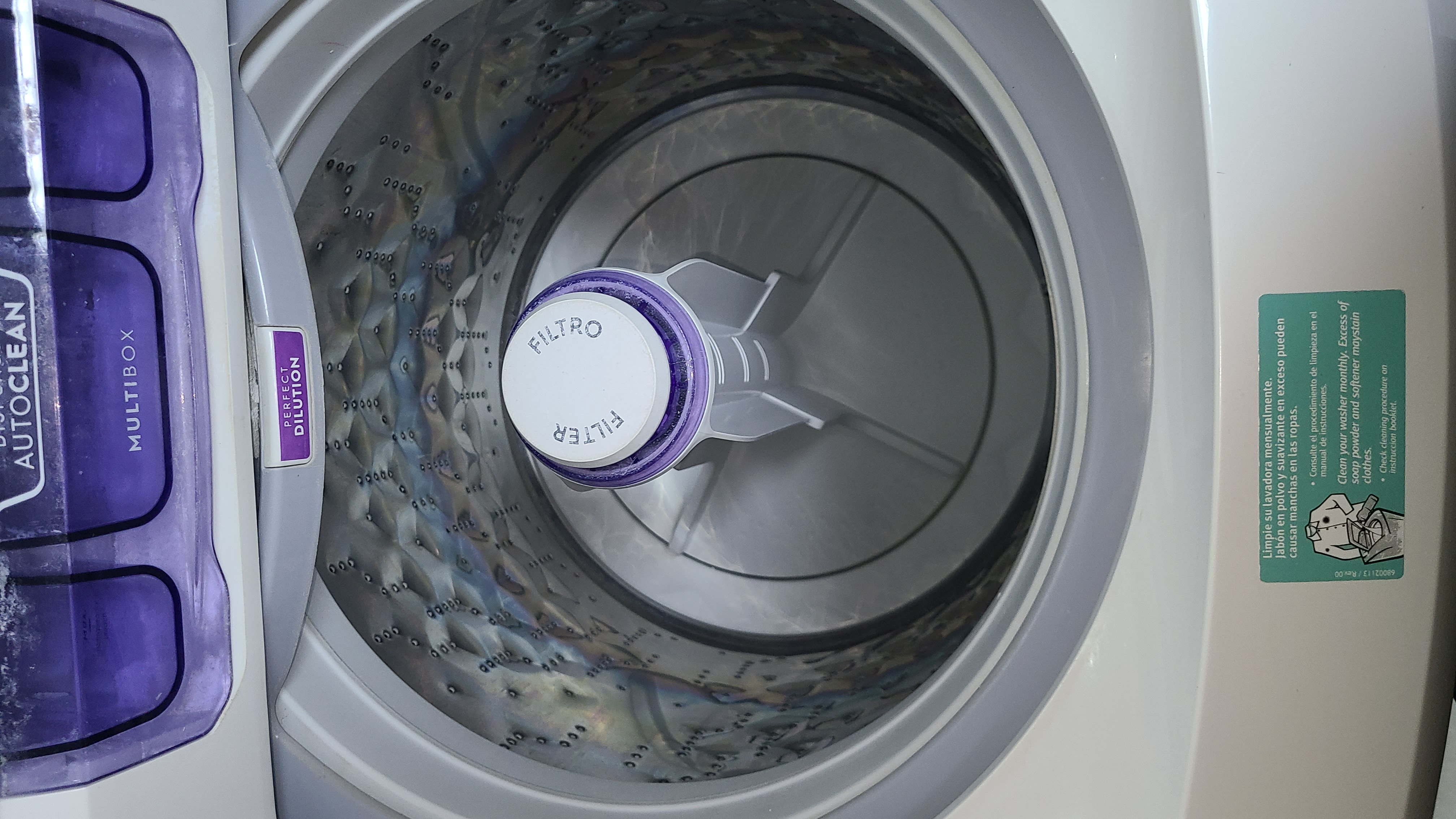 electrodomesticos - Lavadora automática Frigidaire - deja la ropa humeda para tender.  2
