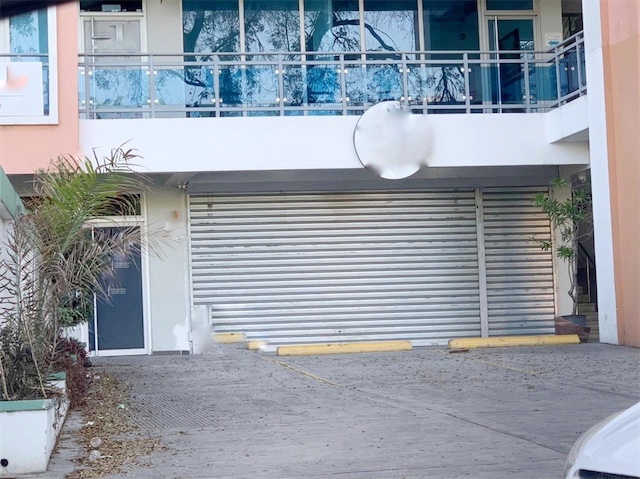 oficinas y locales comerciales - Local en primer nivel 1
