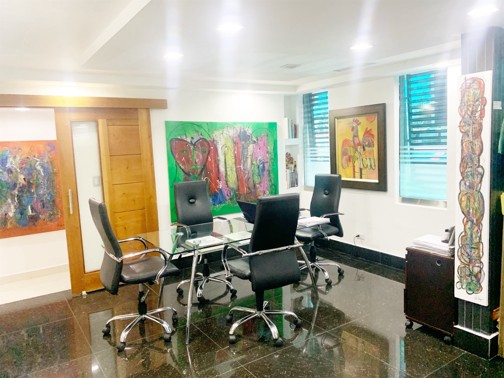 oficinas y locales comerciales - Local comercial corporativo prados  6