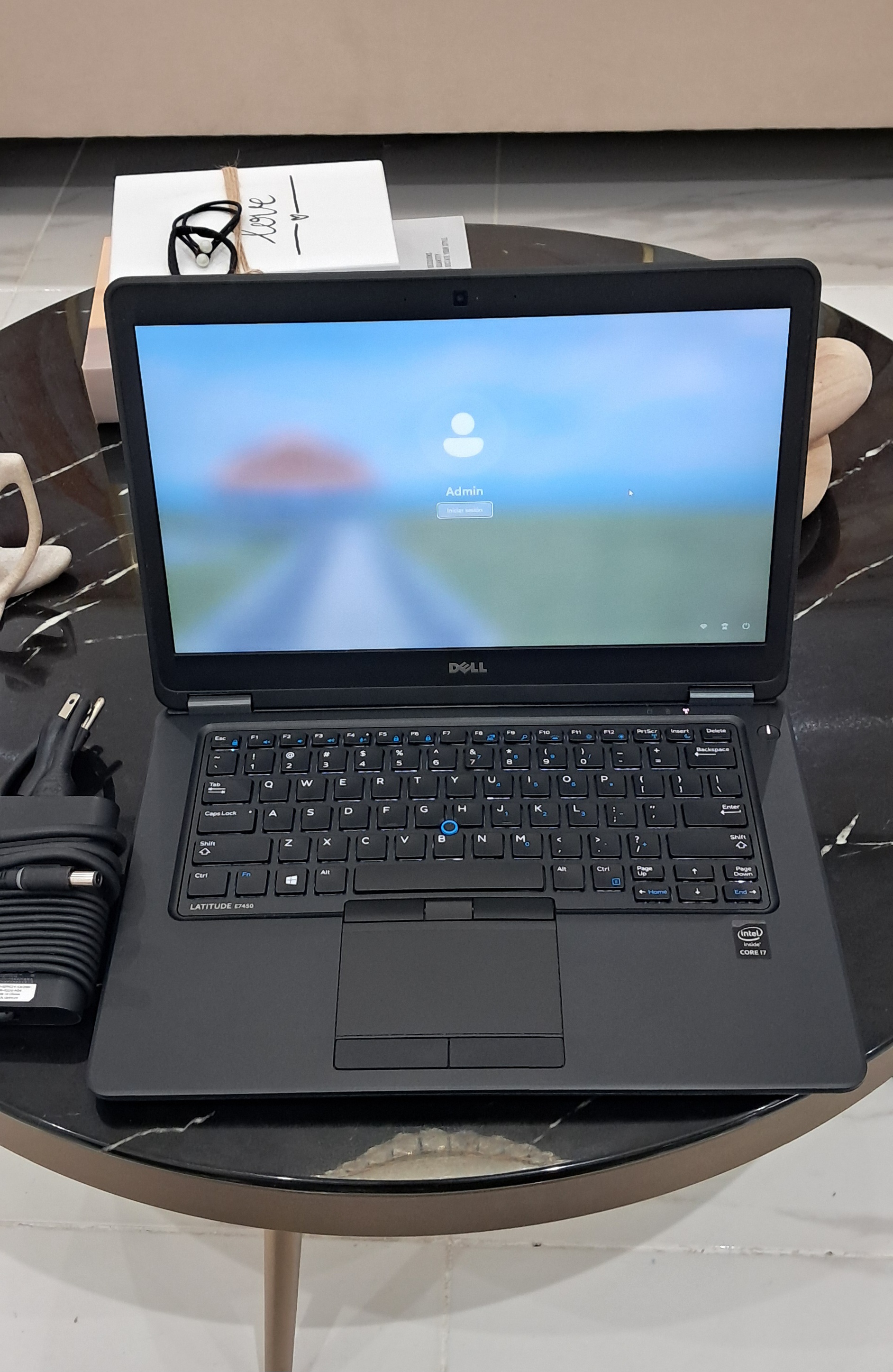 computadoras y laptops - Laptop Dell Slim i7 2.6 Ghz 16GB 256GB SSD E7450 1