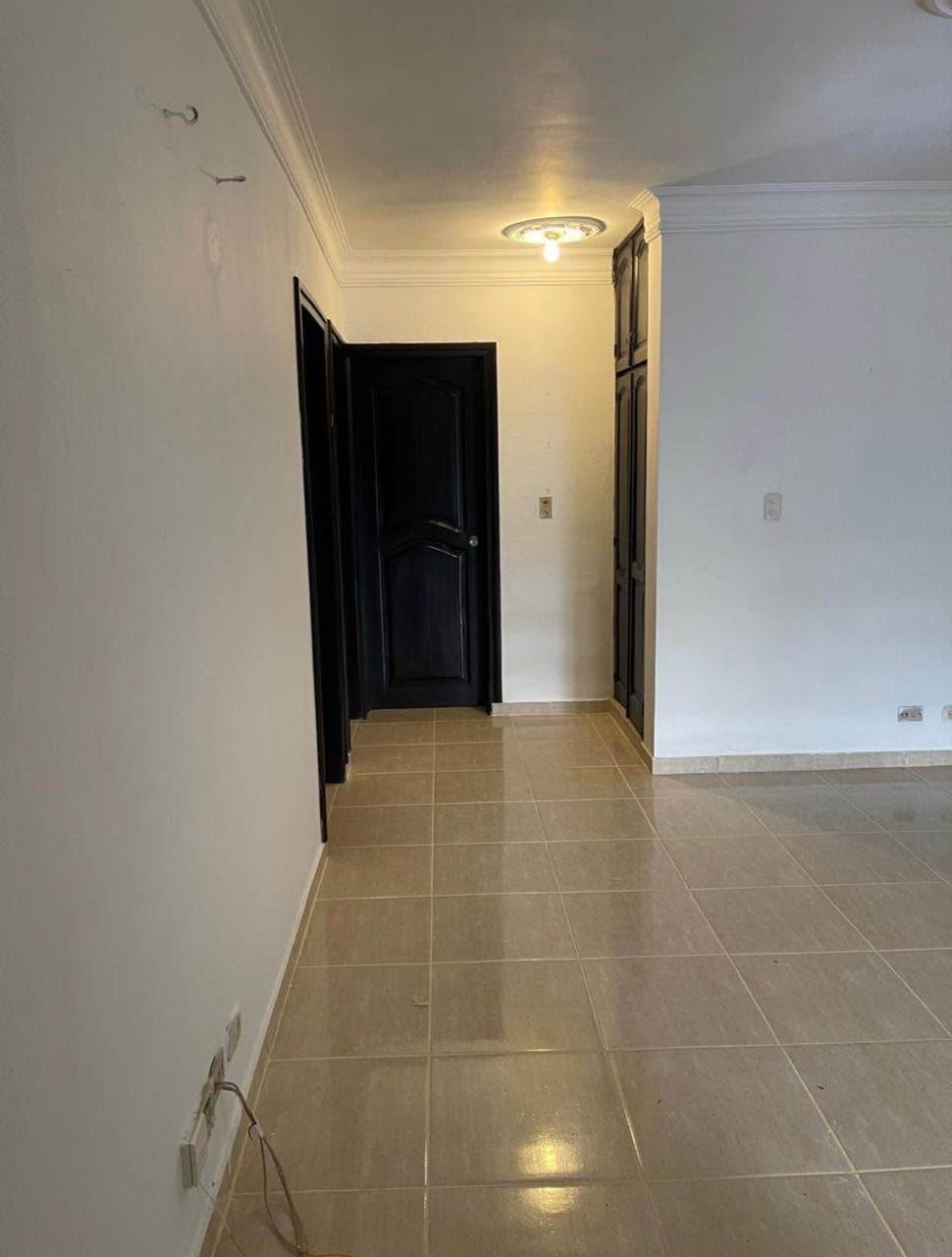 apartamentos - venta de apartamento en Alma Rosa 3er nivel de 135mts Santo Domingo  5