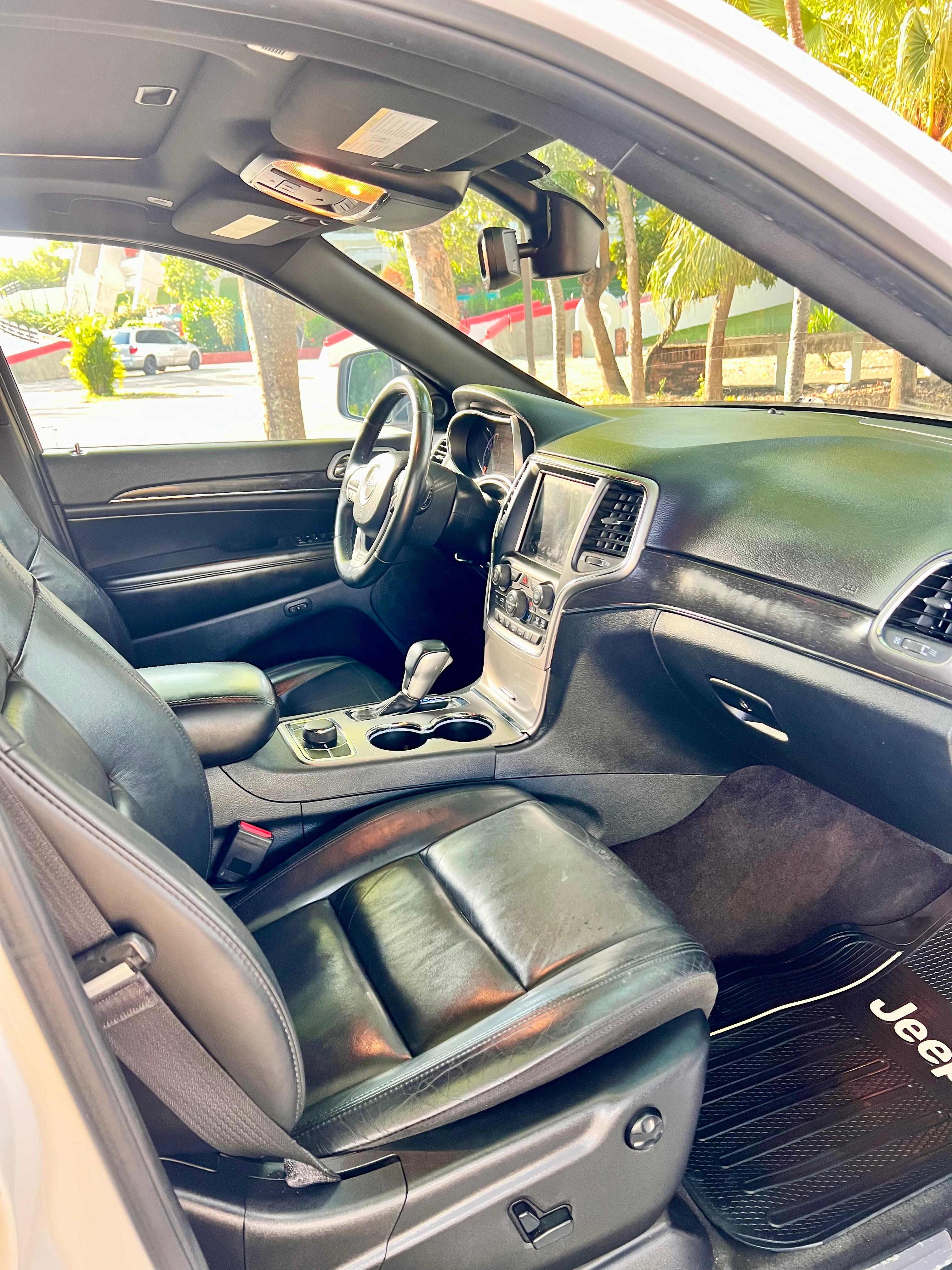jeepetas y camionetas - Grand Cherokee Limited 4 x 4 , 2018, única dueña. 4