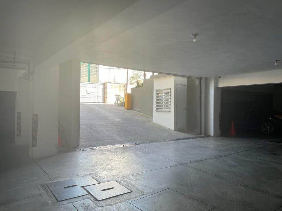 oficinas y locales comerciales - Alquiler Local Comercial, Zona Universitaria 7