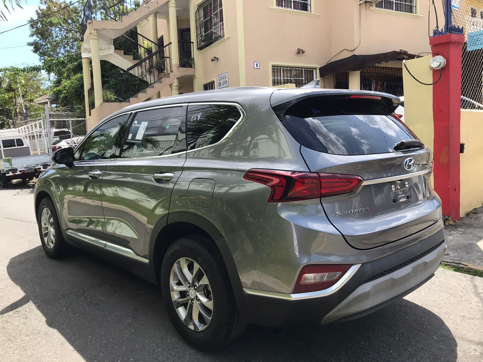 jeepetas y camionetas - HYUNDAI SANTA FE SEL 2020 4