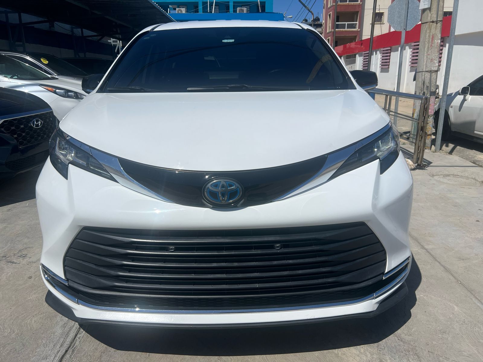 jeepetas y camionetas - Toyota Sienna 2021 9