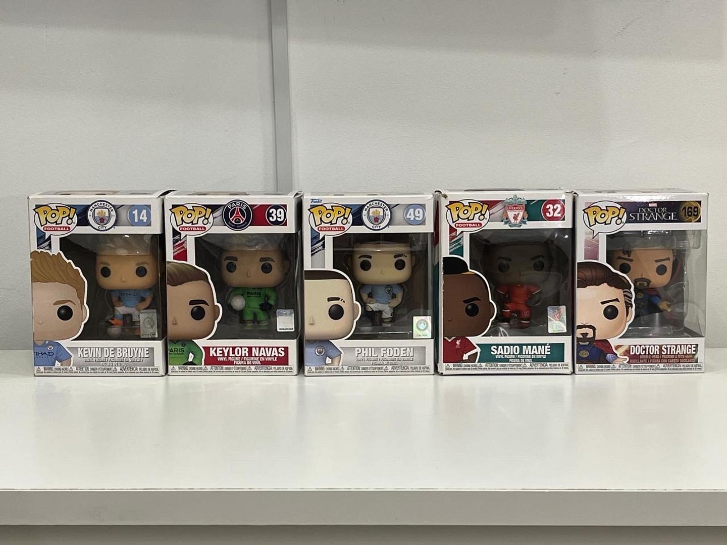 hobby y coleccion - 5 Funko pop colleccionables, se venden todos juntos.