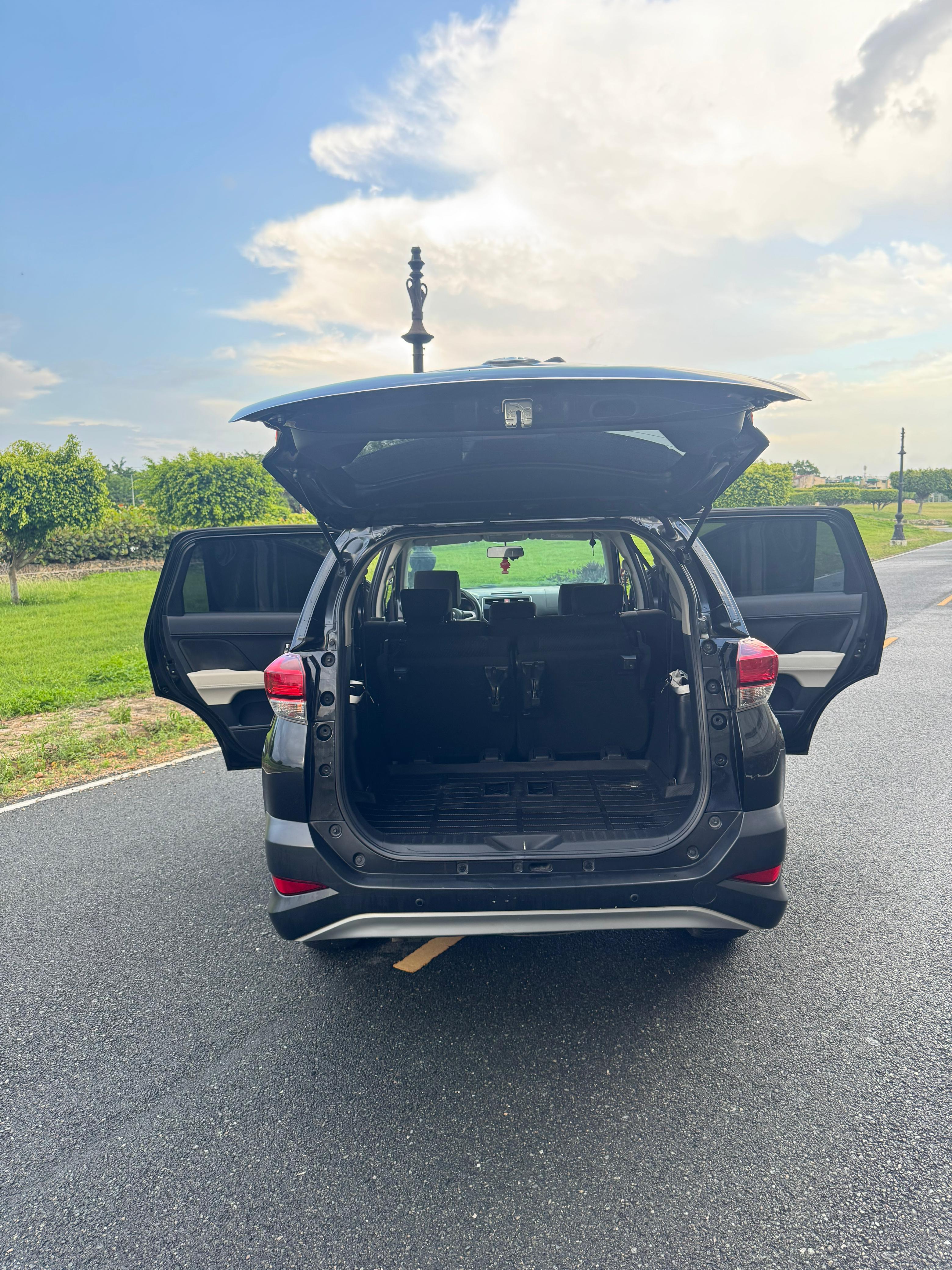 jeepetas y camionetas - Toyota Rush G 2020, 54k km, único dueño. 8
