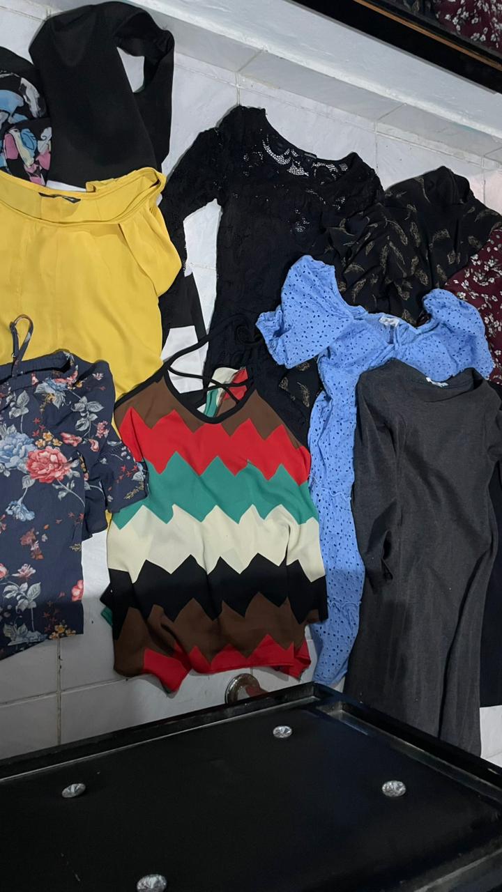 ropa para mujer - Lote de paca de 20 piezas por viaje 1