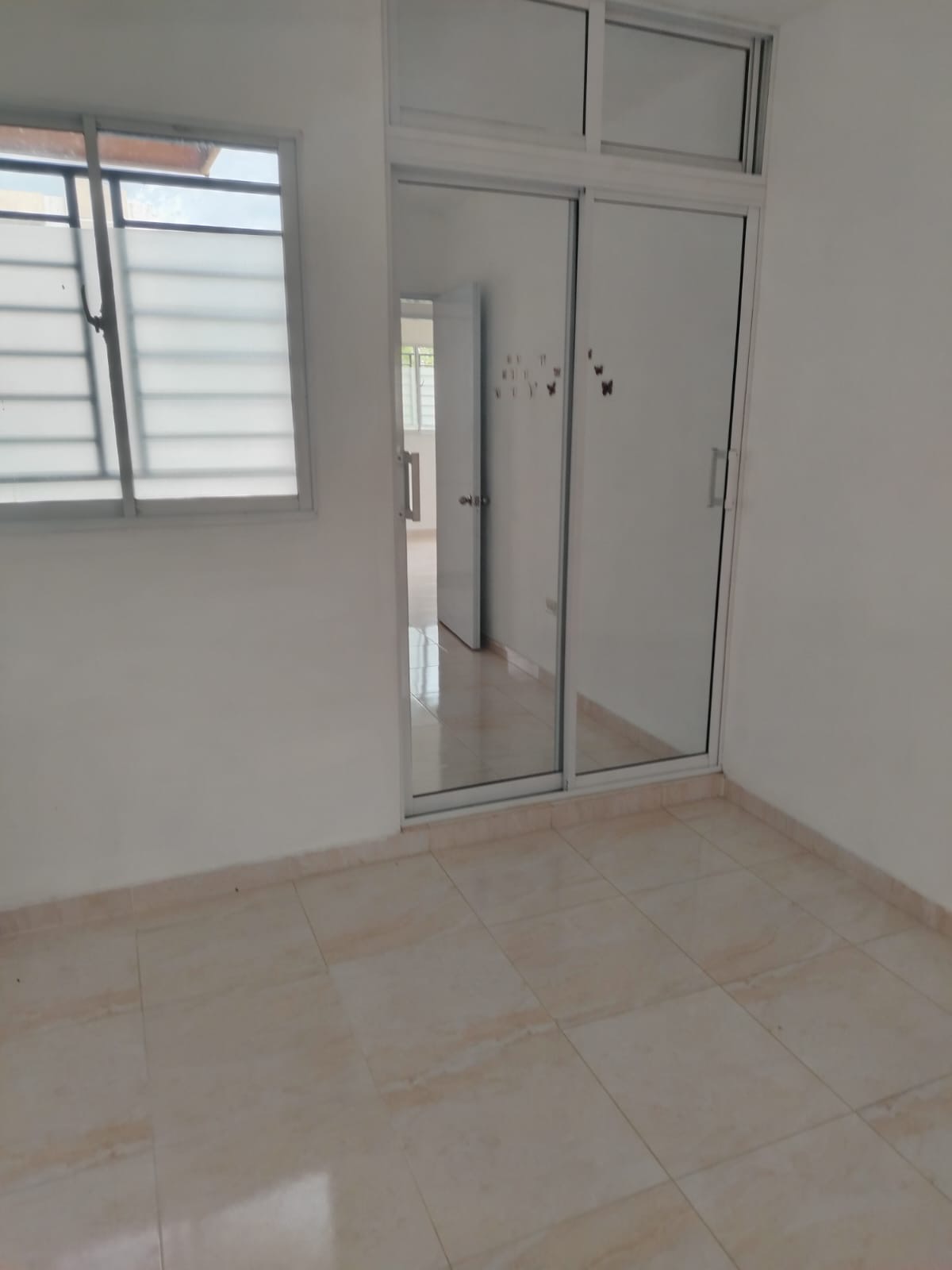 apartamentos - Se Alquila Apartamento en Colinas De Arroyo II 9