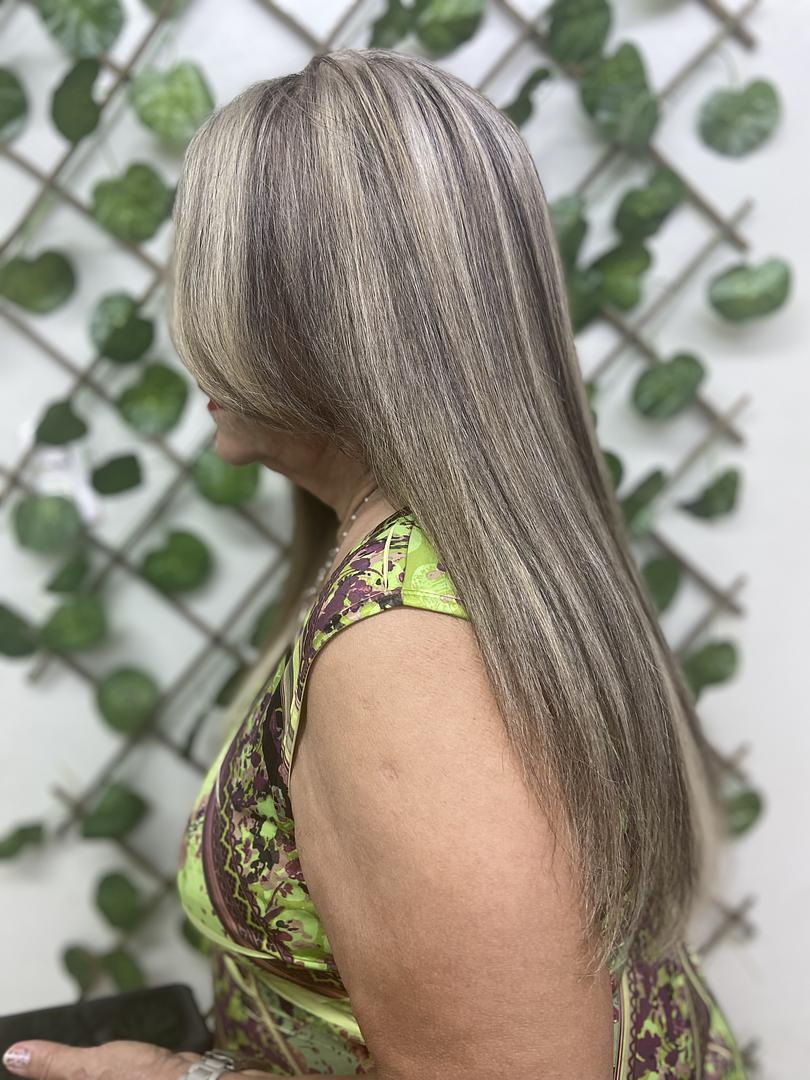 empleos disponibles - Se busca peluquera 1
