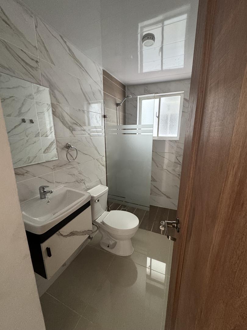 casas vacacionales y villas - Venta o Alquiler - Apt Punta Cana primer nivel  2