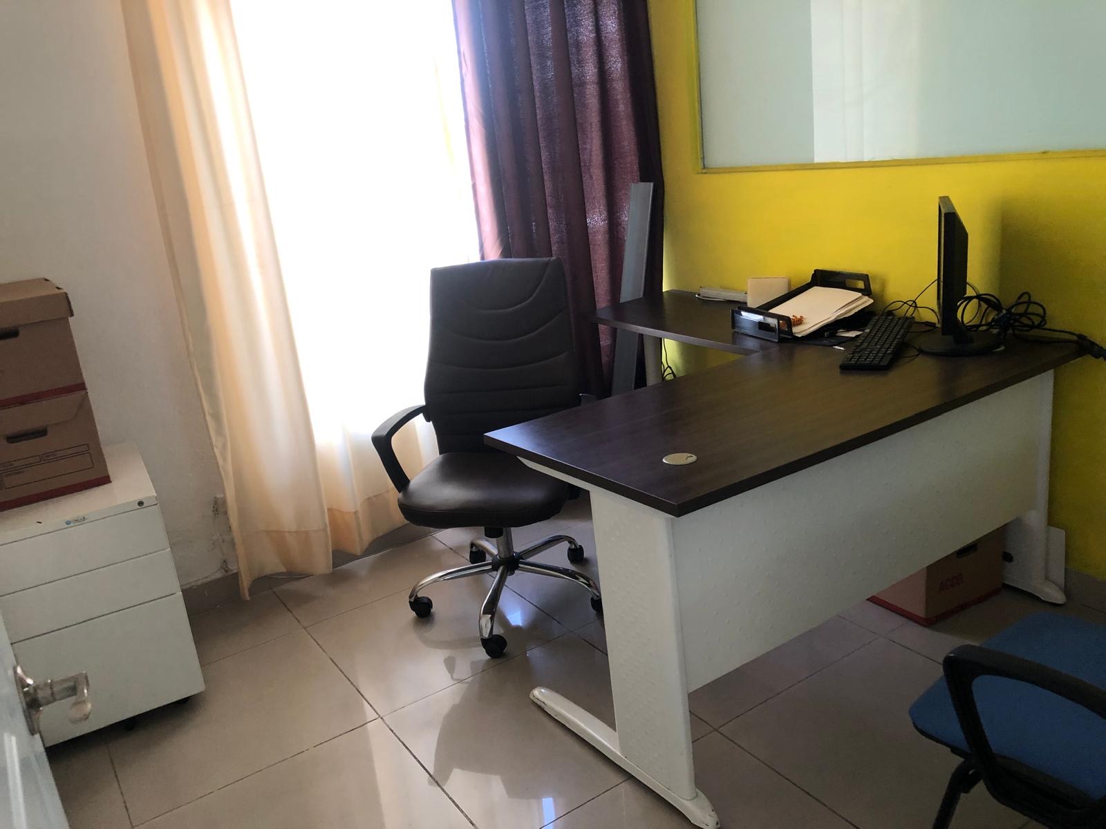 articulos de oficina - Mueble de oficina de Omar mueble 1