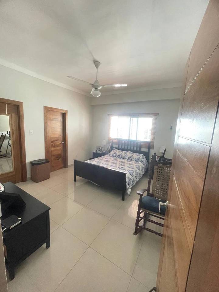 apartamentos - Apartamento en venta Evaristo Morales – 3 habs.  3