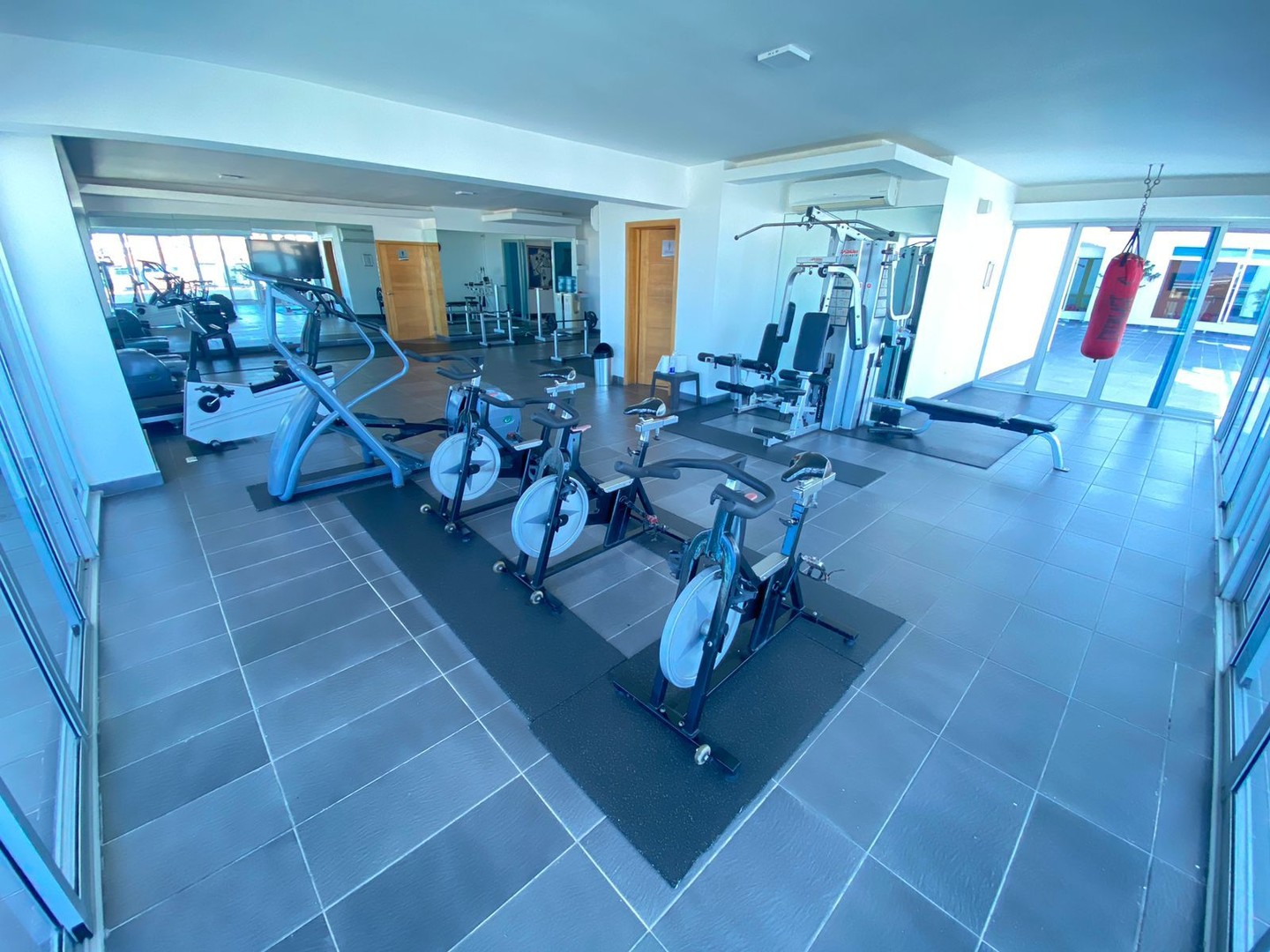 apartamentos - Apartamento en bella vista sur  piso 9 vista al mar