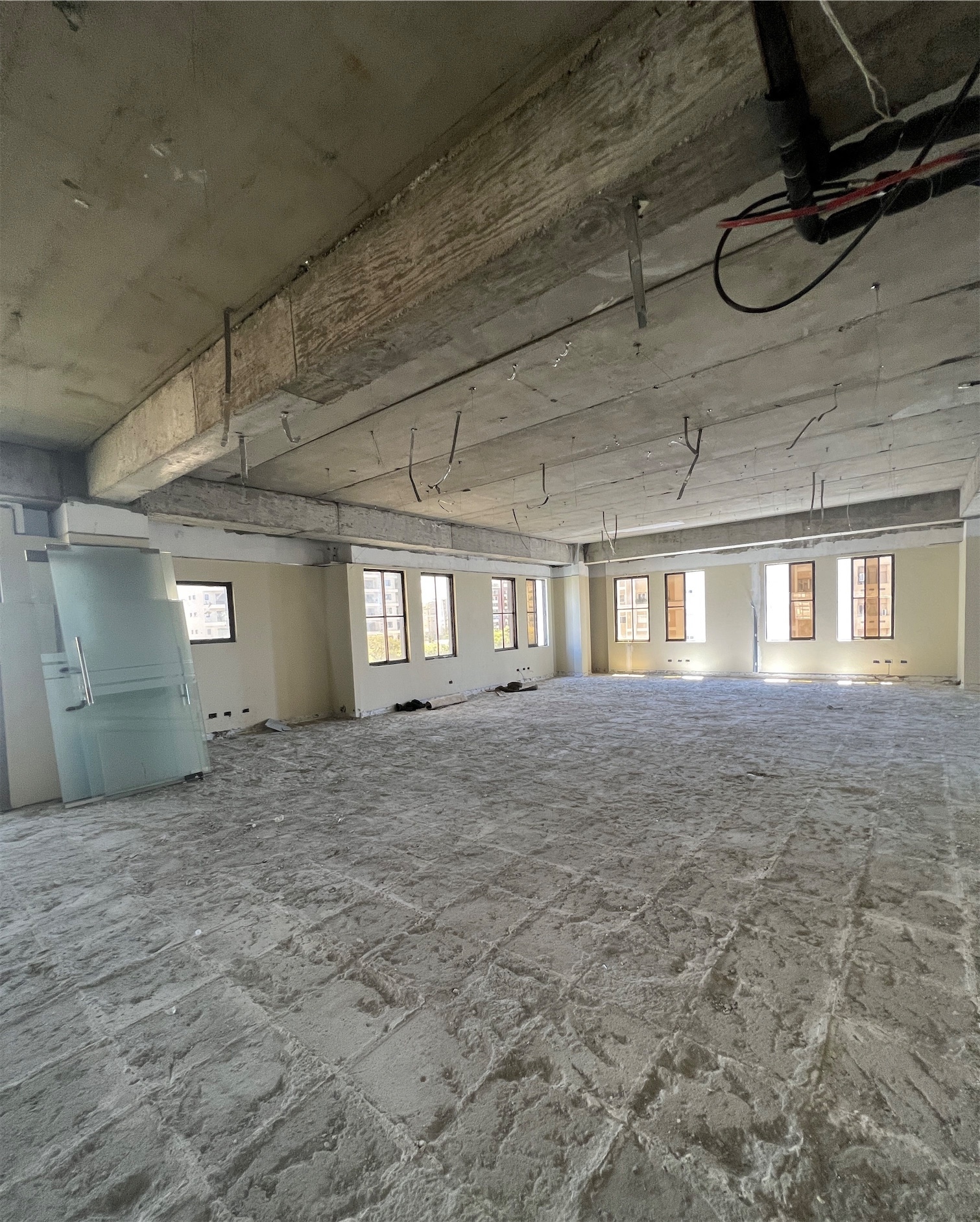 oficinas y locales comerciales - Serralles oficina 298m2 10 parqueos torre corporativa 