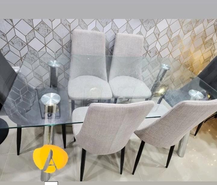 decoración y accesorios - Vendo comedor de 6 sillas 
Precio ligeramente negociable  0