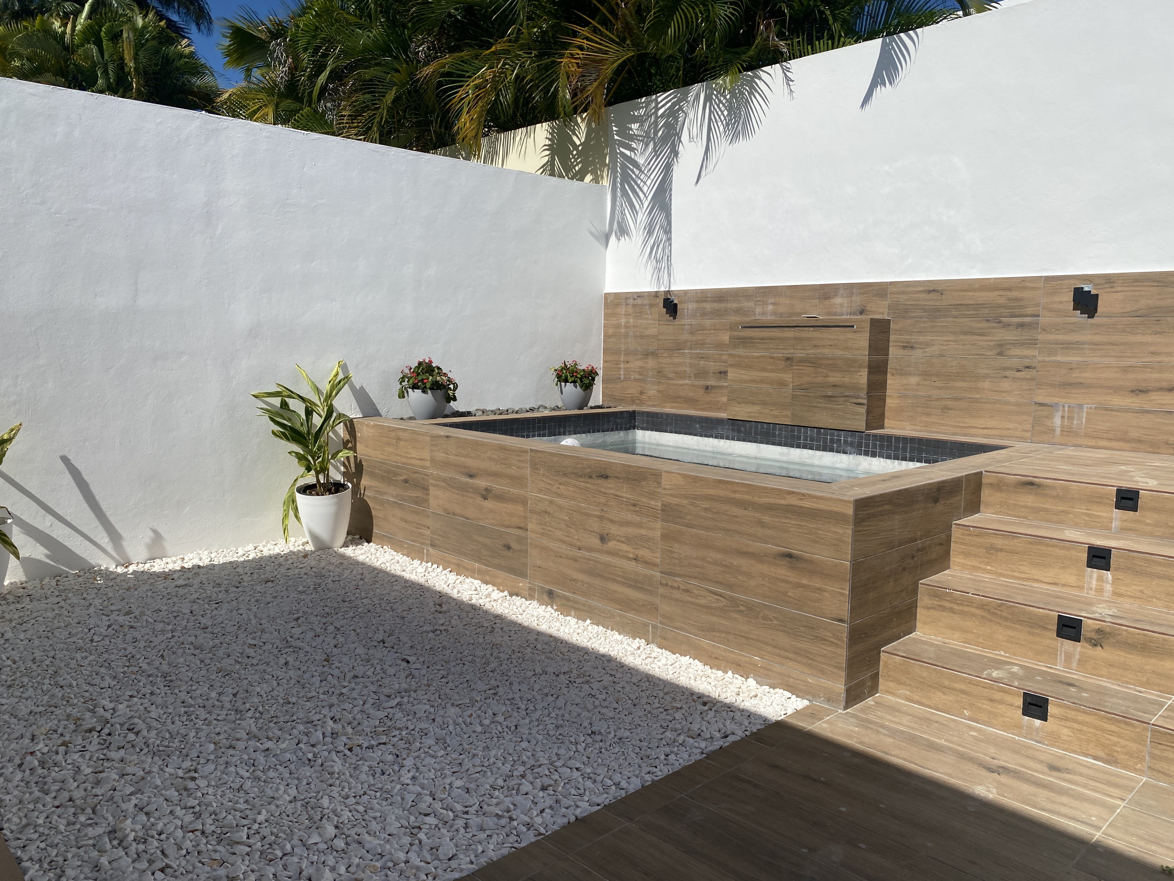 casas - casa nueva con patio en puerto plata  7