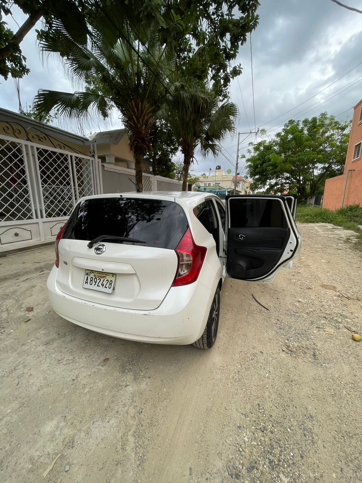 carros - Nissan Note 2015  0