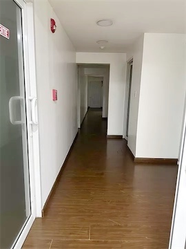 oficinas y locales comerciales - Espacio amplio en los prados  1
