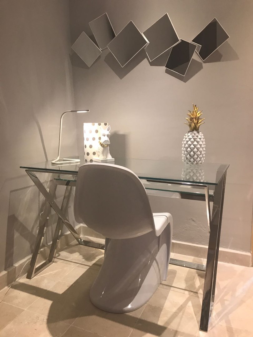 apartamentos - Vendo Apartamento Lindo y Acogedor  en Naco Amueblado
¡SIN INTERMEDIARIO!  8