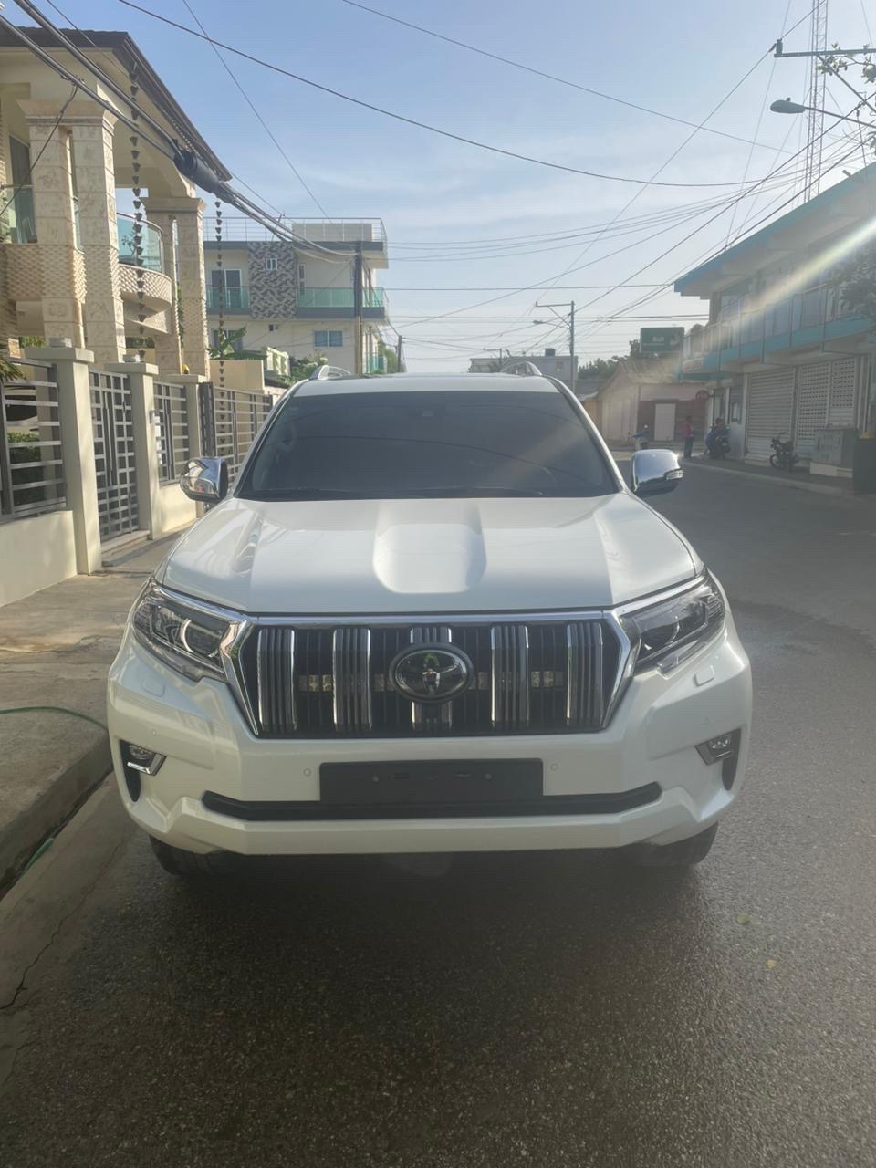 jeepetas y camionetas - Toyota prado  1