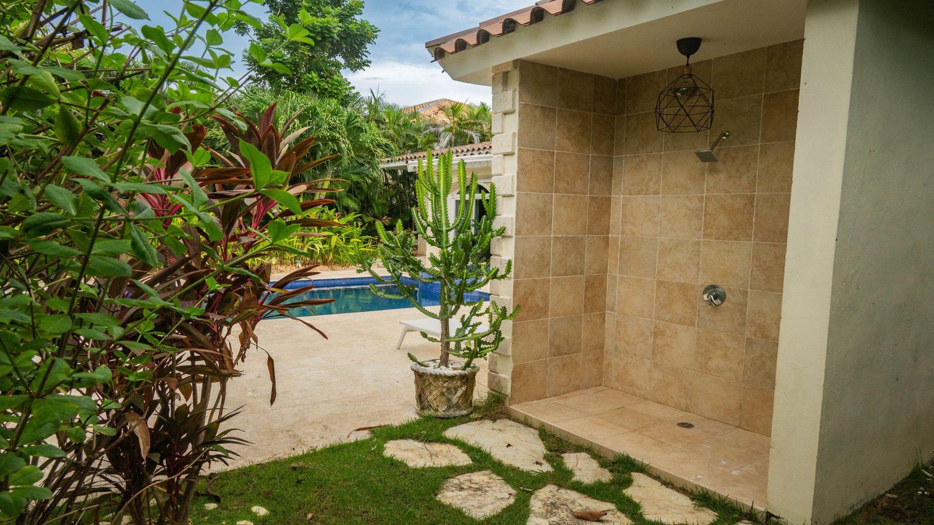 casas vacacionales y villas - Villa in Cocotal Golf Resort, Punta Cana, La Altagracia Province 5