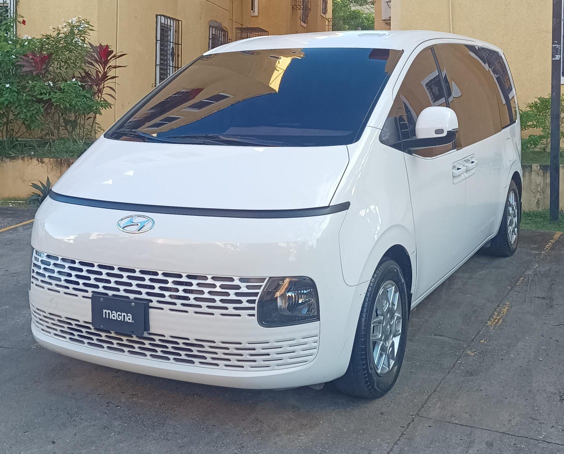 jeepetas y camionetas - Hyundai Staria 2024 
2,800.000.00 negociables  1