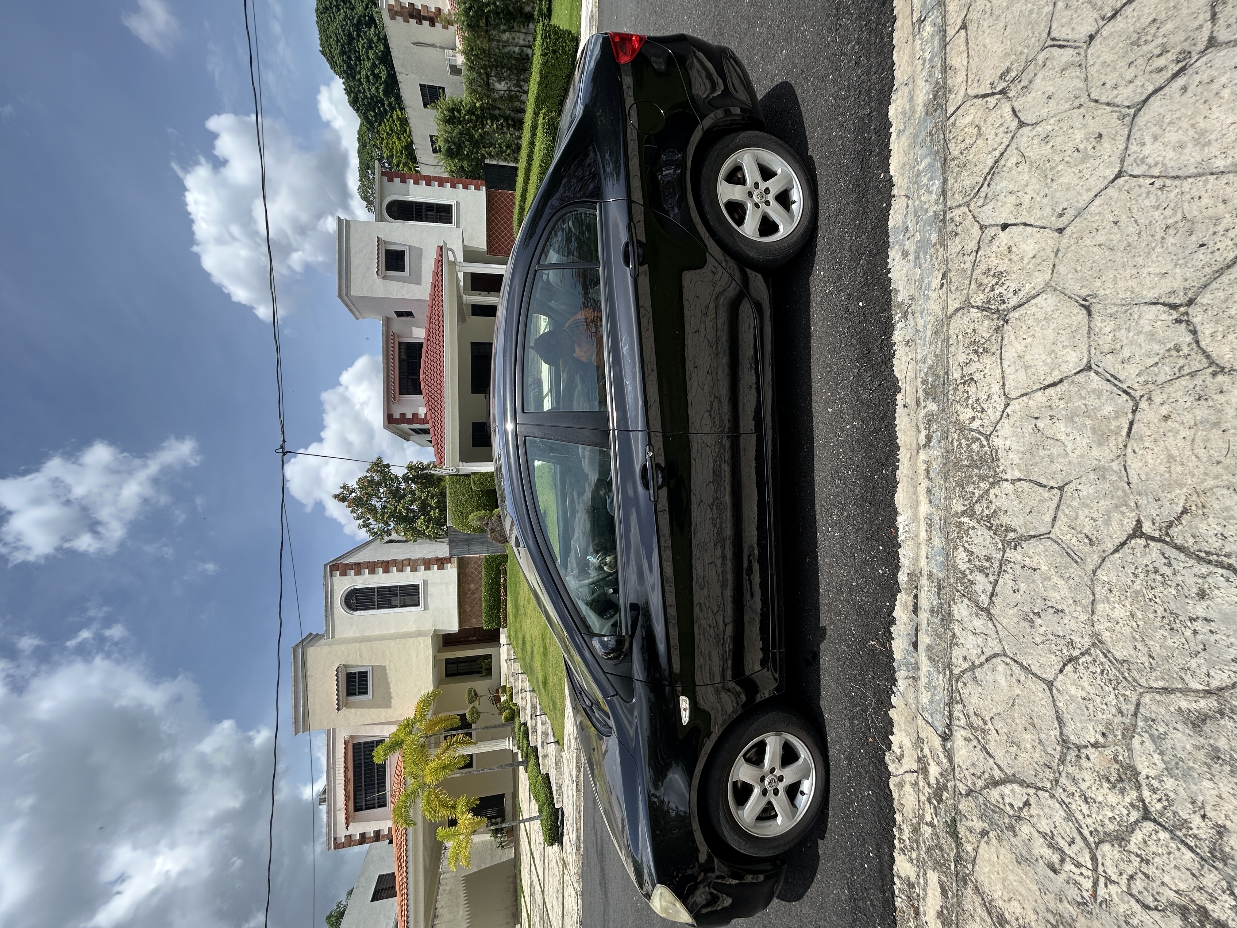 carros - Montante cómodo en este MG