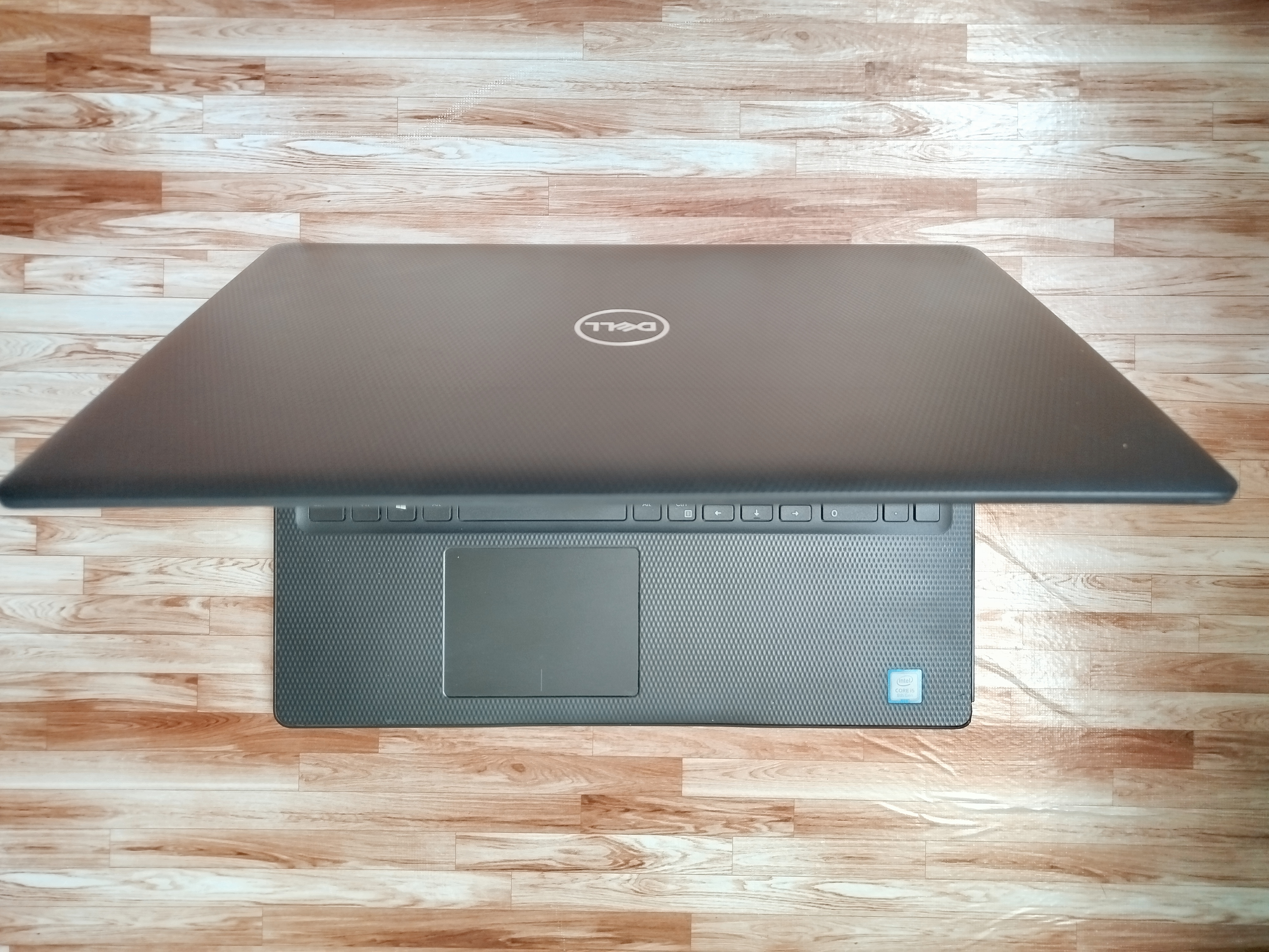 computadoras y laptops - DELL 15.6¨ 8RAM i5 8va 256 SSD TECLADO NUMERICO  3