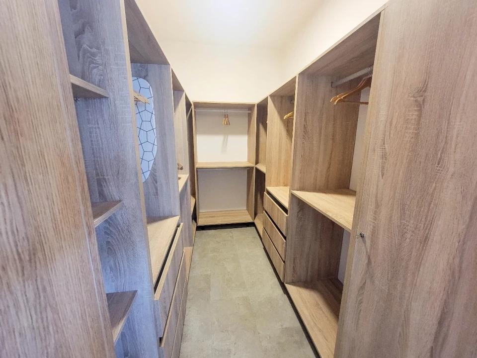 casas - Vive el Estilo Moderno: Villa Lista para Mudarte 9
