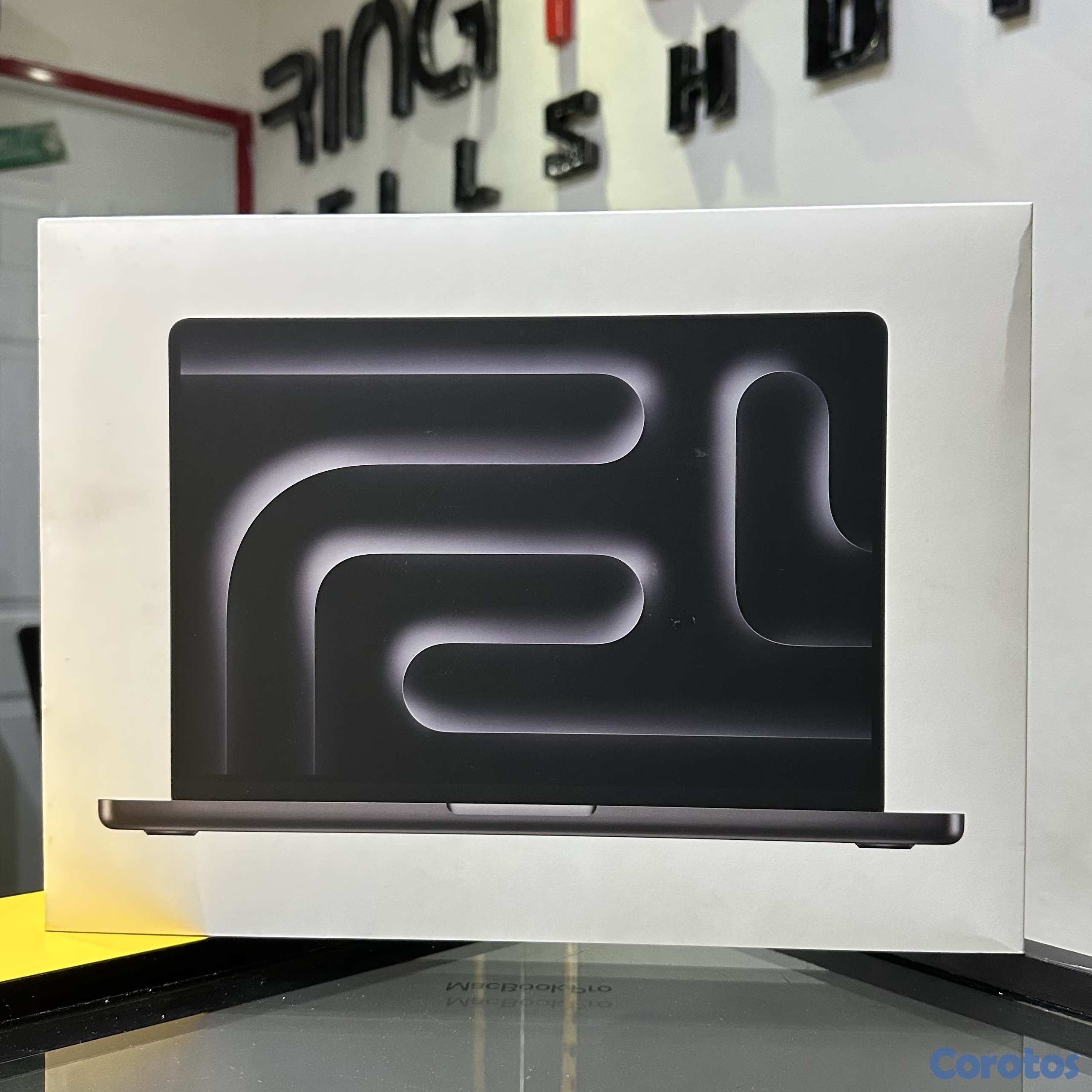 computadoras y laptops - MACBOOK PRO M5 14" 1TBSSD 24GB SELLADA 