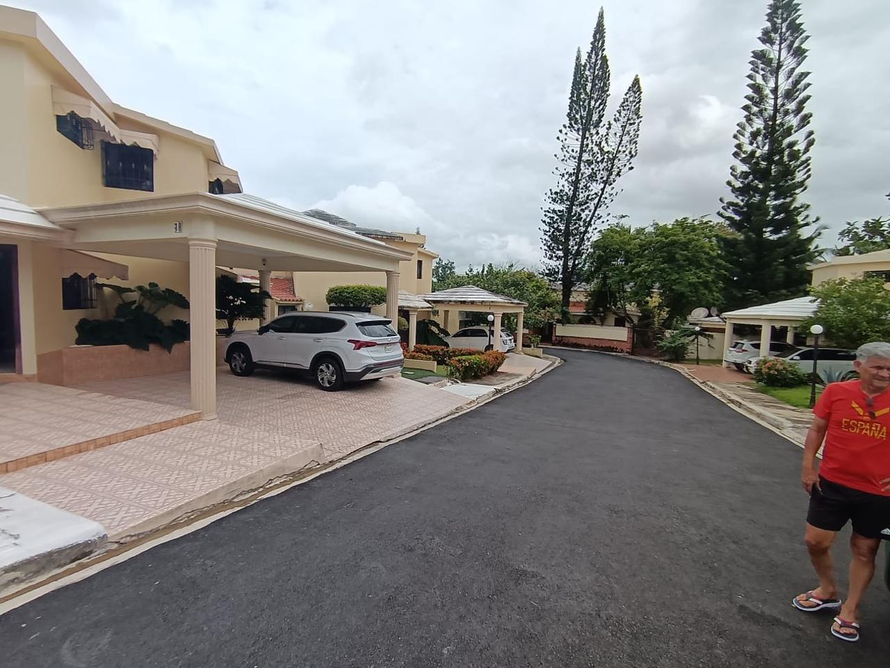 casas - Casa en Venta, Altos De Arroyo Hondo RD$16,000,000 6