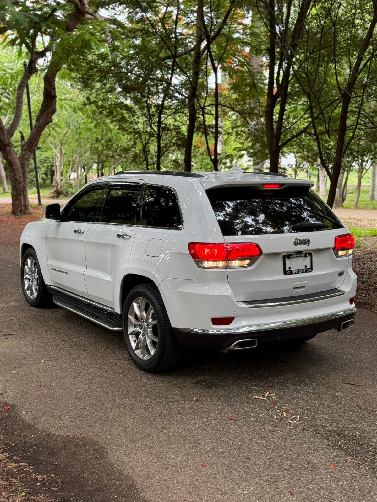 jeepetas y camionetas - JEEP GRAND CHEROKEE SUMMIT 2015☑️ Clean Carfax  5