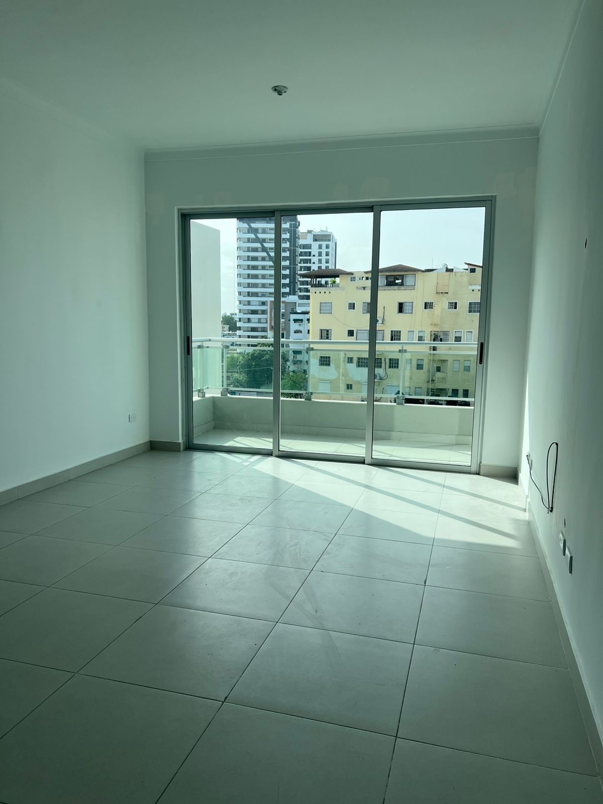 apartamentos - Apartamento en Alquiler – Bella Vista
📍 6to piso | 95 m²