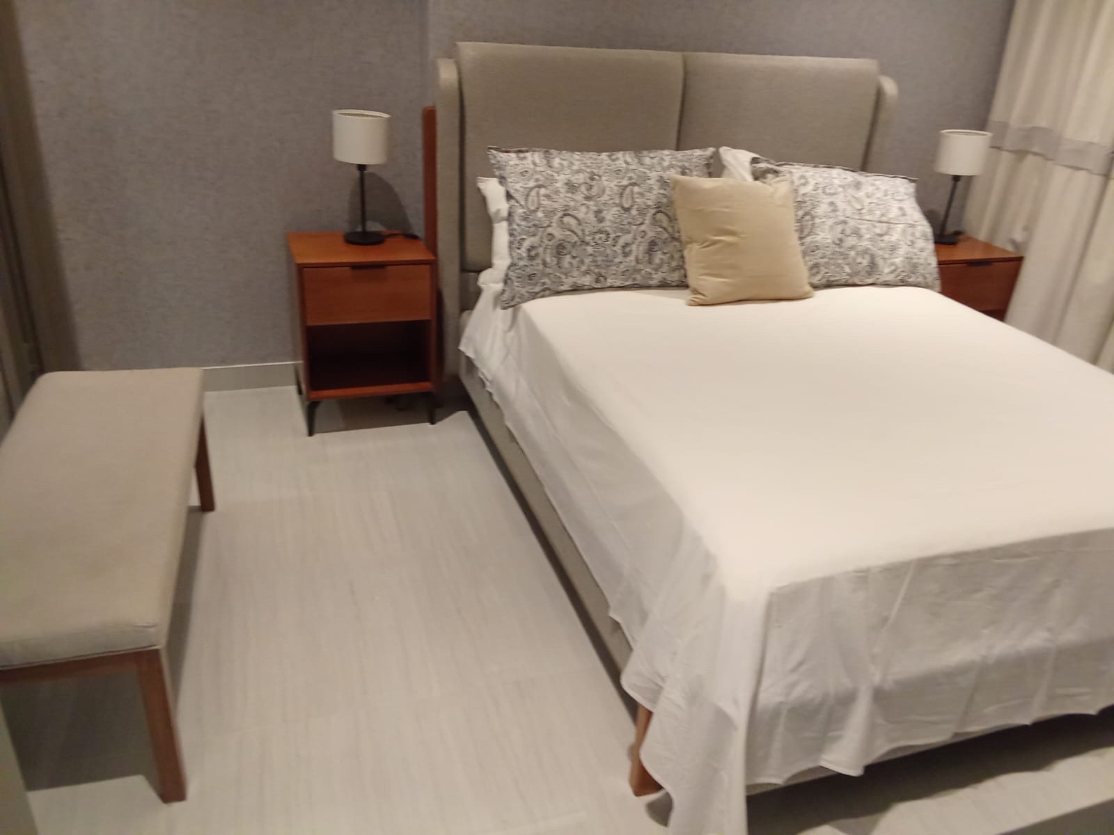 apartamentos - Alquilo Apto. Amueblado, Nueva Torre en Bella Vista.
 4