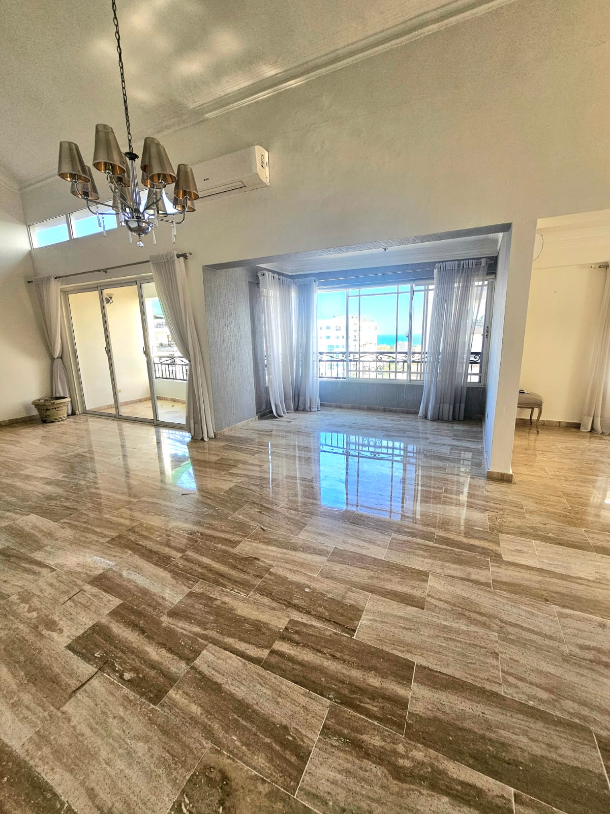 penthouses -  Penthouse en venta en Sector de la Julia de 3hab. 0