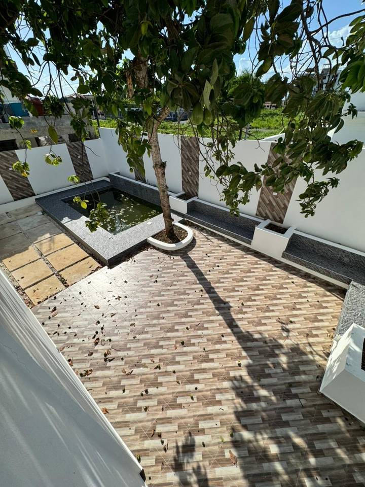 casas - Casa con piscina en prado oriental  6