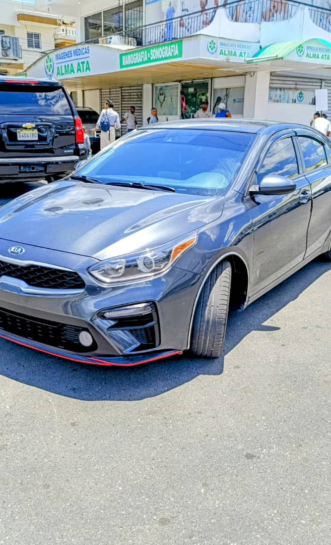 carros - Se vende Kia forte fe 2019 5
