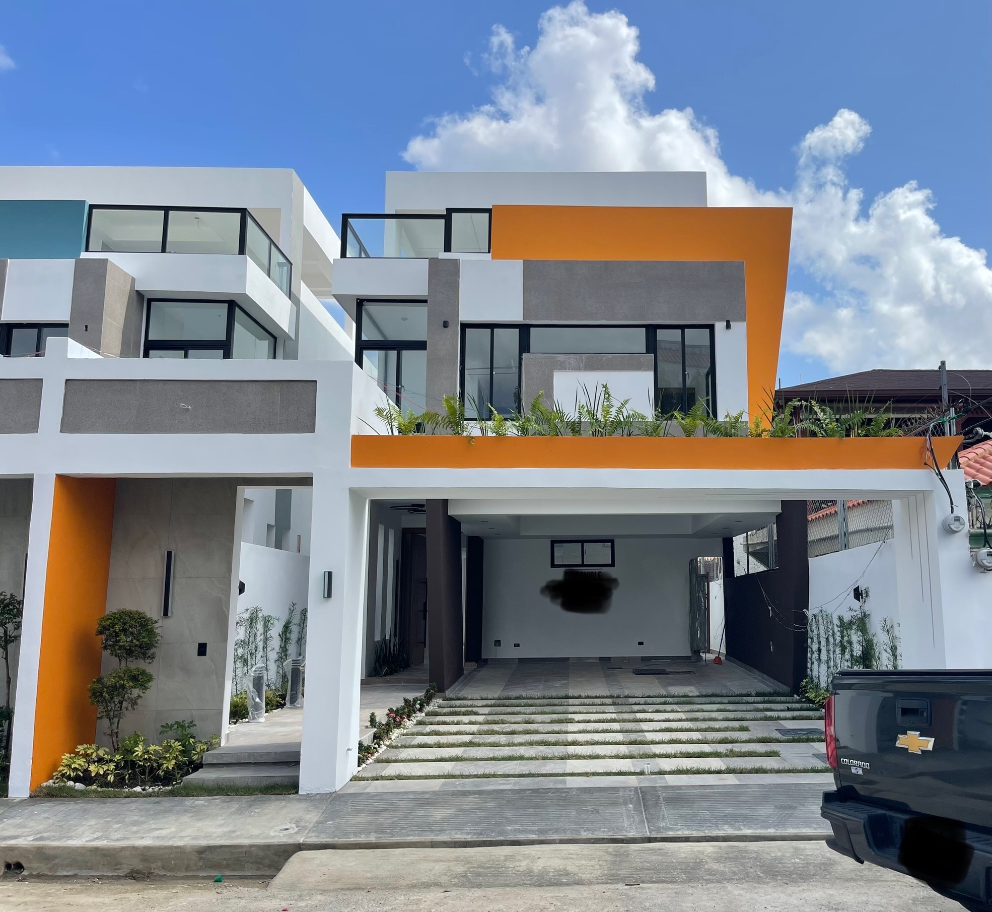 casas - Vendo Casa en la Autopista de San Isidro, Prado Oriental, Santo Domingo Este  0